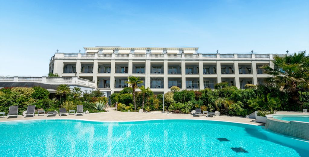 Palace Hotel Desenzano 4*
