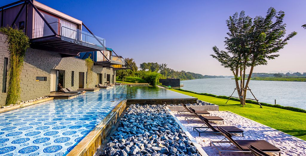 Well Hotel Bangkok en X2 River Kwai Resort