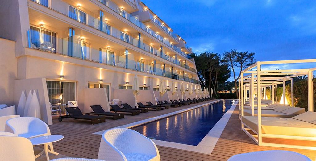 Mar Playa de Muro Suites 4*