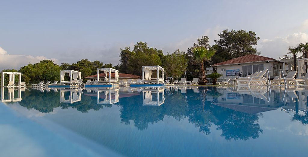 Holiday Village Montenegro Hotel