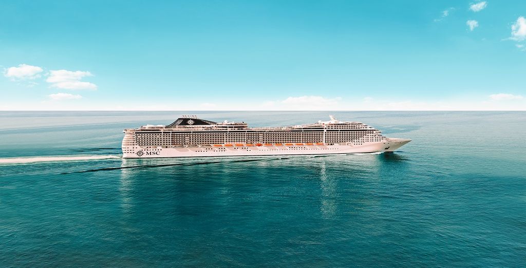 Italienische Eleganz: Rom & Kreuzfahrt an Bord der MSC Fantasia