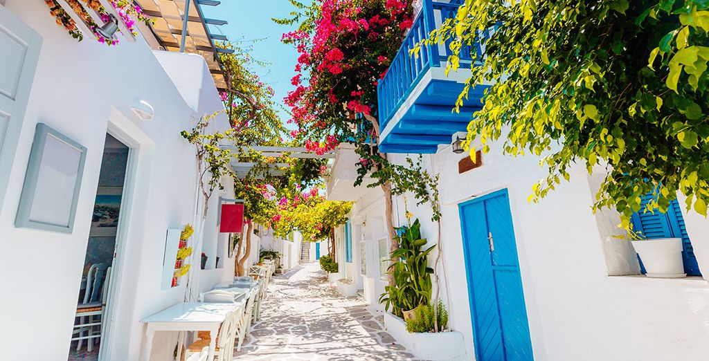 Adults Only: White Santorini