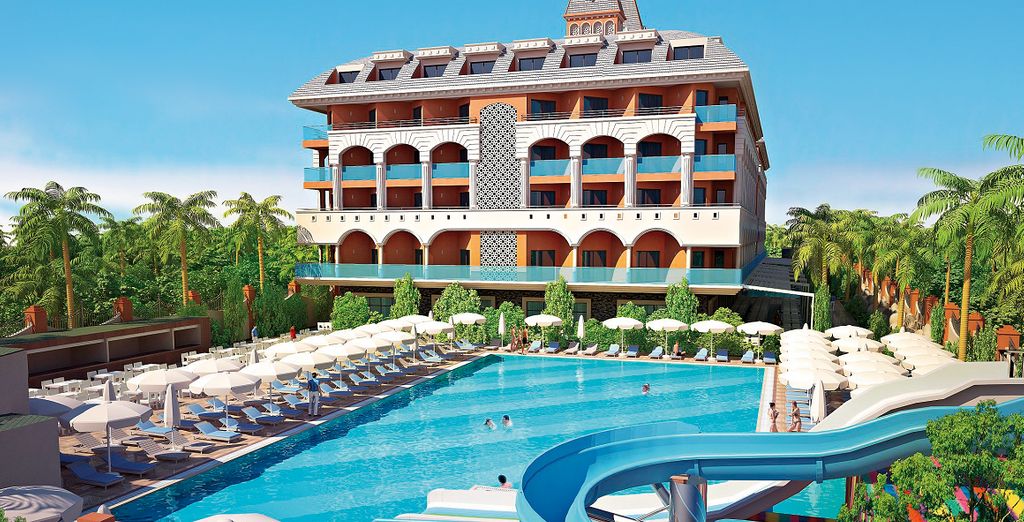 Hotel Orange Palace 5*