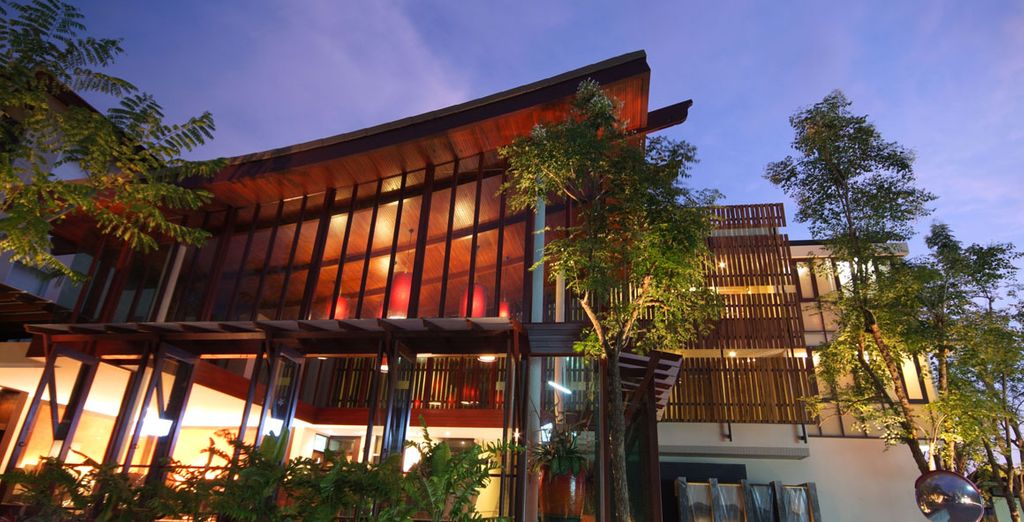 Kalima 5*, Holiday Inn Phi Phi Island 4* y Pakasai Resort 4*