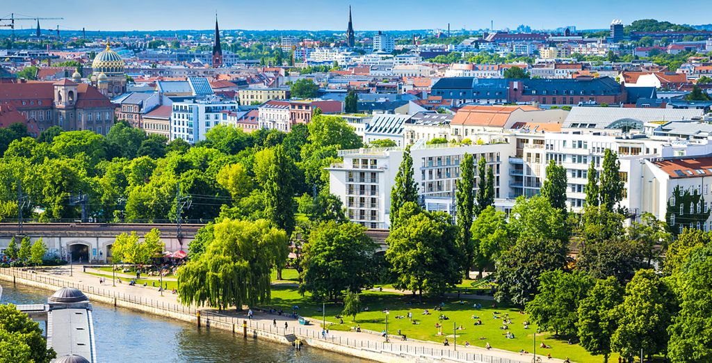 Singles: Circuito por la ciudad y estancia en Tryp Berlín Mitte 4*
