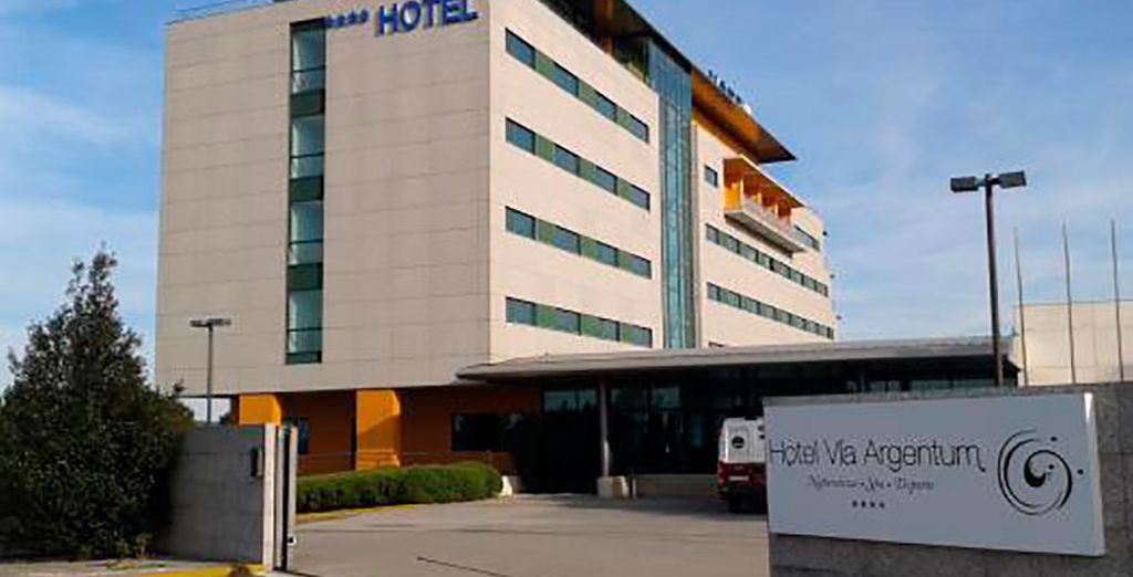 Hotel Vía Argentum 4*