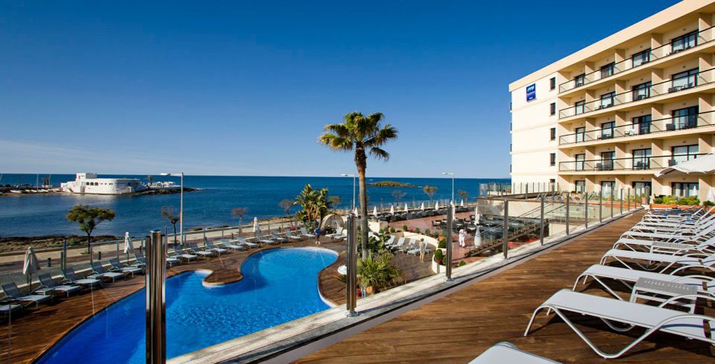 Hotel Marina Luz 4*