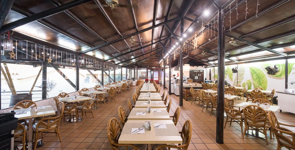 Hotel Arena Suite 4*