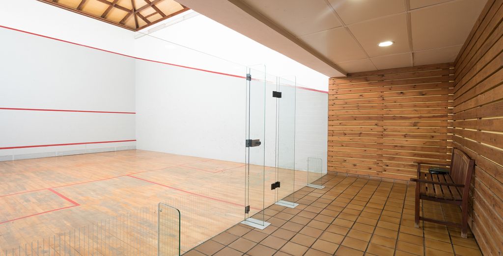 Hotel Arena Suite 4*