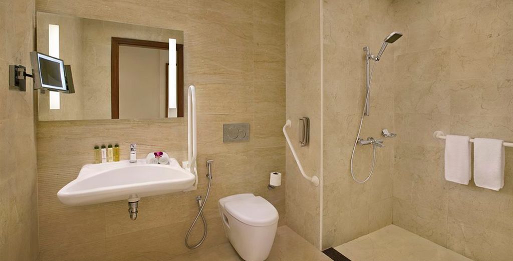 DoubleTree by Hilton Resort & Spa Marjan Island 5*