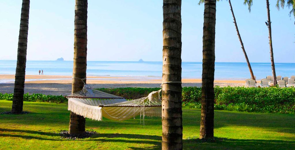 Kalima 5*, Holiday Inn Phi Phi Island 4* y Pakasai Resort 4*