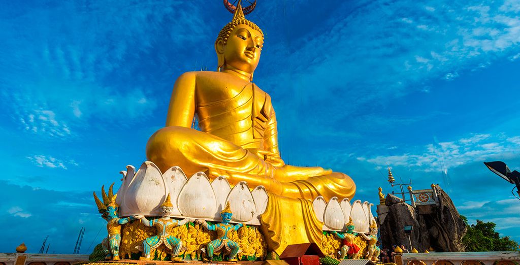 Kalima 5*, Holiday Inn Phi Phi Island 4* y Pakasai Resort 4*