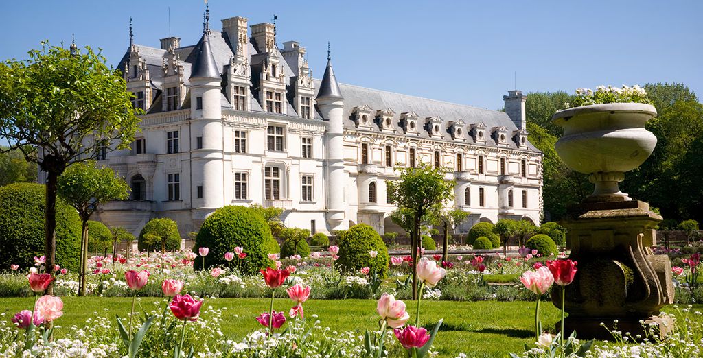 Château de Beauvois 4* - Saint-Étienne-de-Chigny - Jusqu'à -70% | Voyage  Privé