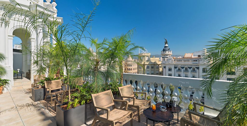 H10 Palacio Colomera 4 étoiles à Cordoue, terrasse en toiture sur la vieille ville