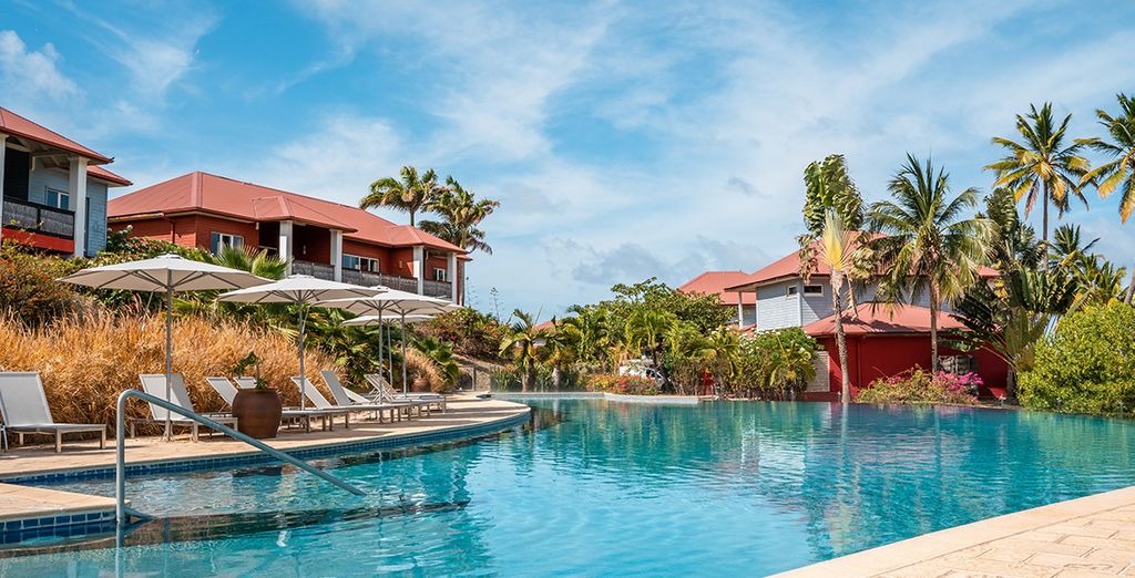 Hôtel Cap Est Lagoon Resort & Spa 4*