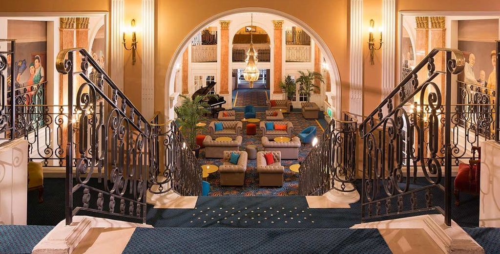 Hôtel Oceania L'Univers Tours 4*