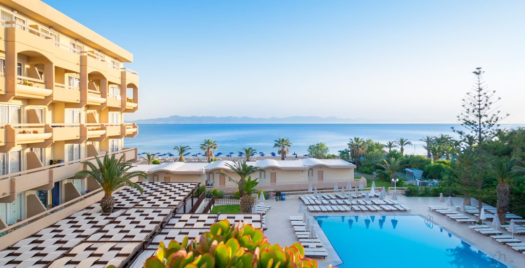 Sun Beach Resort Complex 4*