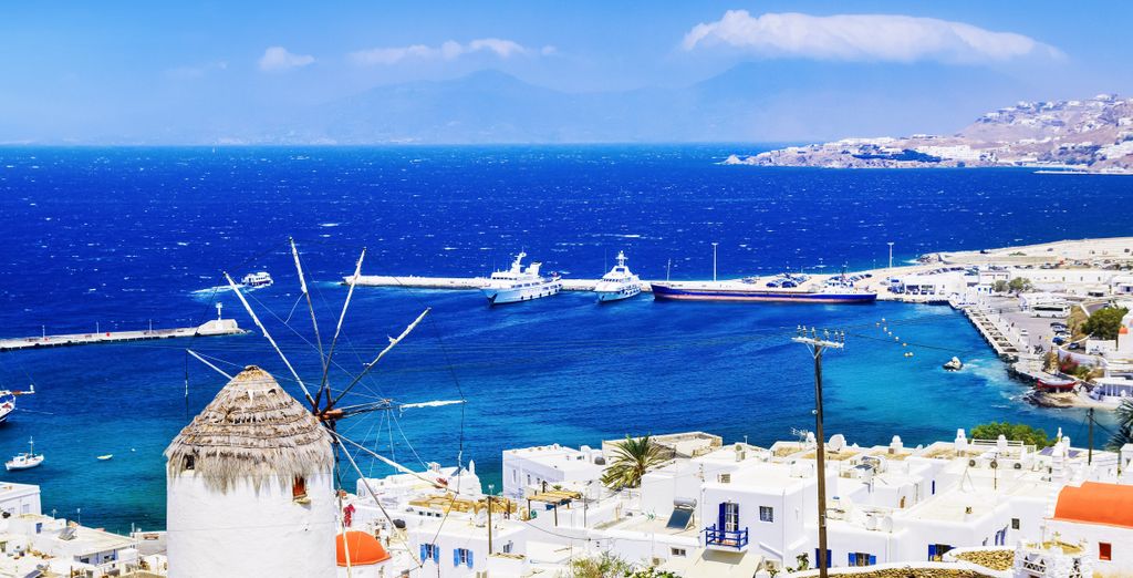 Tour di 9 o 12 notti tra Mykonos, Milos e Santorini