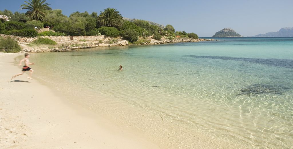 Hotel Resort & Spa Baia Caddinas 4* con Sardinia Ferries