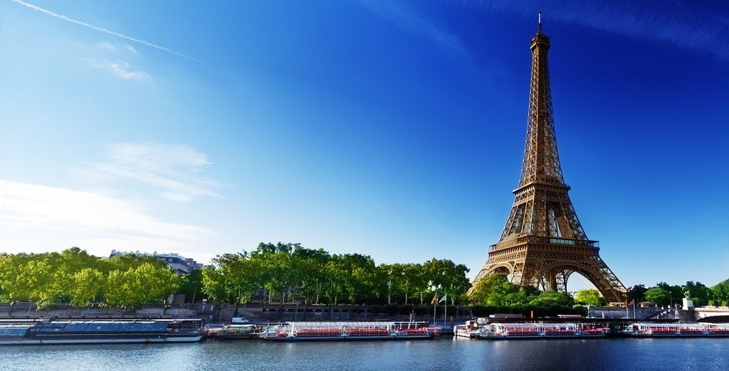 VIP Paris Yacht Hotel 4*