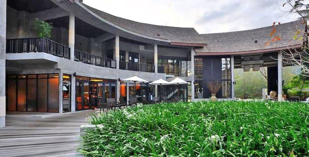 Royal Orchid Sheraton 5* + The Dewa Koh Chang 4*