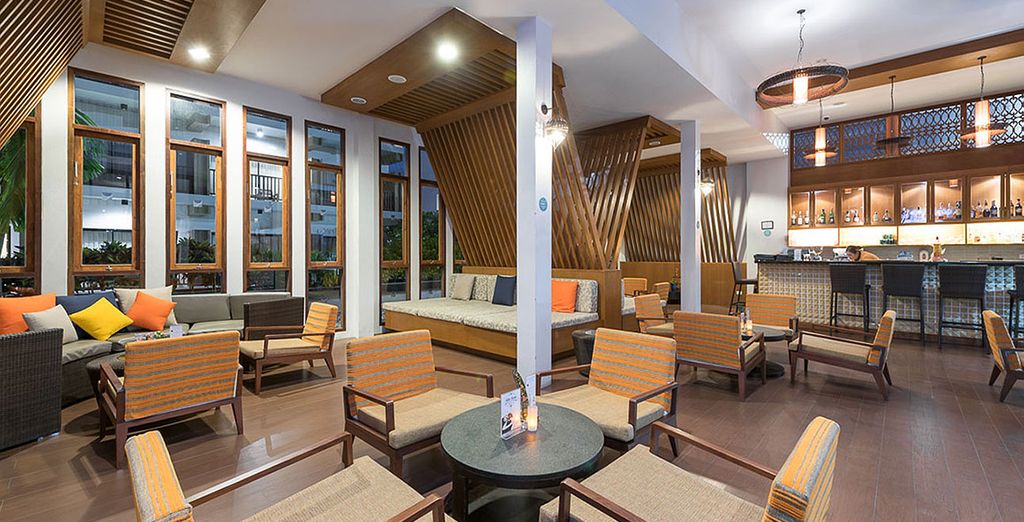 The Sukosol Hotel 5* + Deevana Krabi Resort 4* + Holiday Inn Resort Phi Phi Island 4* + Orchidacea Resort 4*