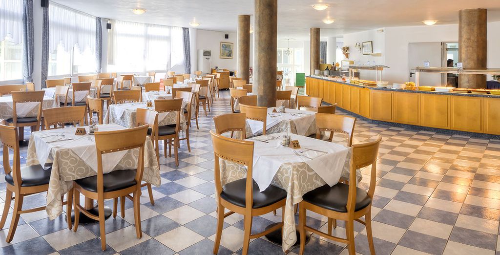 Hotel Corali 4*