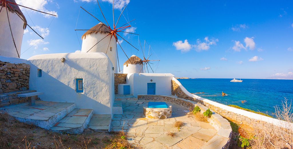 Tour nelle Isole Cicladi: 7 o 10 notti da Atene a Mykonos, Paros, Santorini