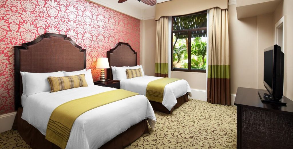 Luxe Rodeo Drive 4* + Royal Hawaiian 5*