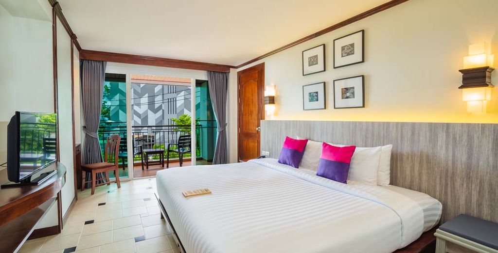 The Sukosol Hotel 5* + Deevana Krabi Resort 4* + Holiday Inn Resort Phi Phi Island 4* + Orchidacea Resort 4*