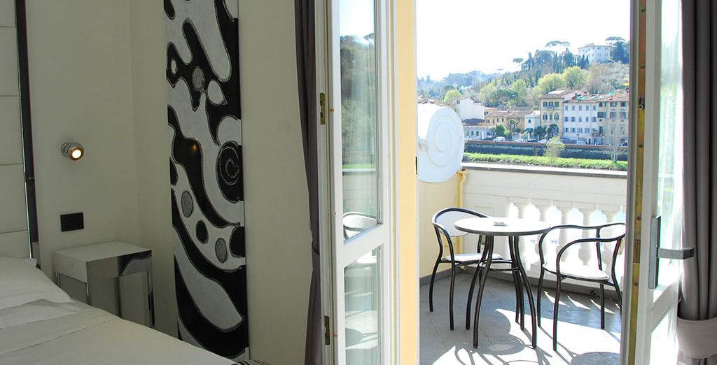 Hotel River 4*