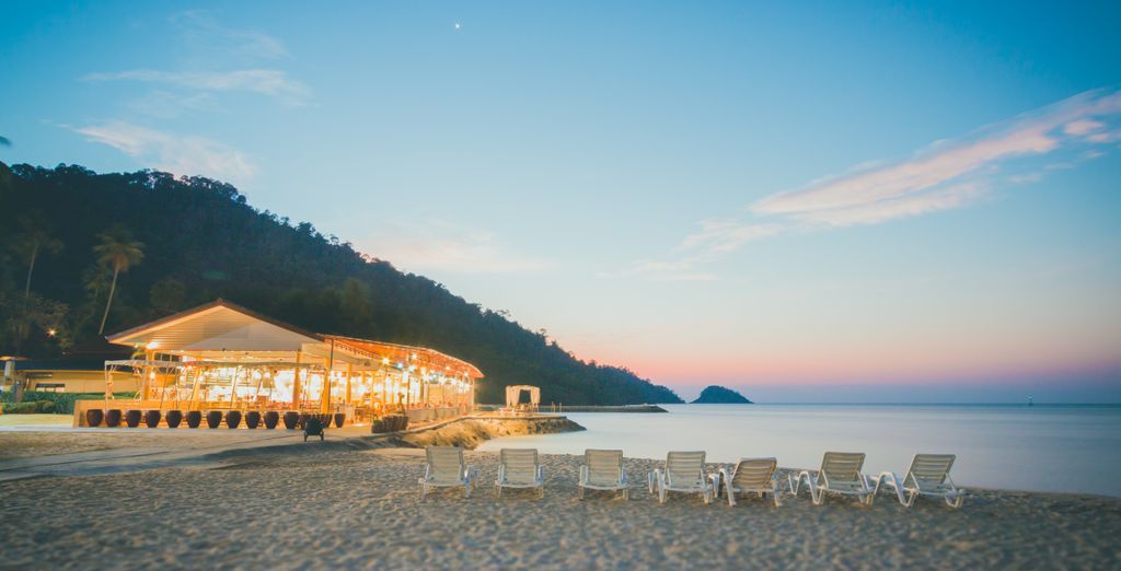 LiT Bangkok Hotel 5* + Ao Prao Resort 4* Ko Samet + Aiyapura Resort & spa Koh Chang