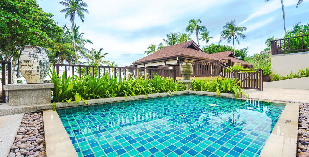 Impiana Resort Chaweng Noi 4* e Amara Bangkok Hotel 4* 