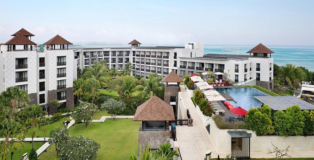 Pullman Legian 5* + Novotel Lombok 4* + Novotel Nusa Dua 5*