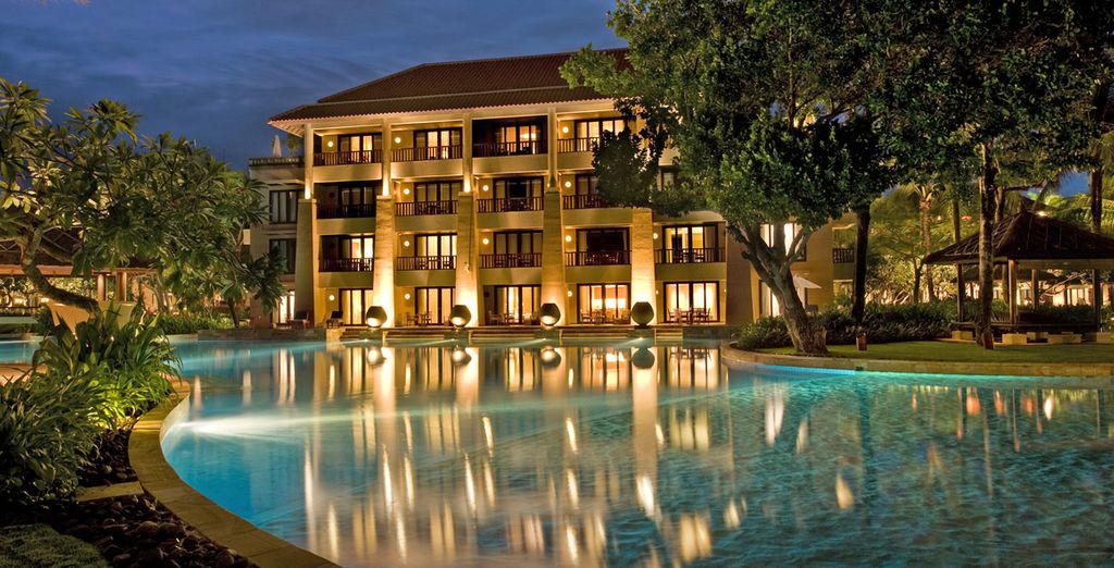 Combinato Sankara Ubud Resort 4*+ Conrad Bali 5*
