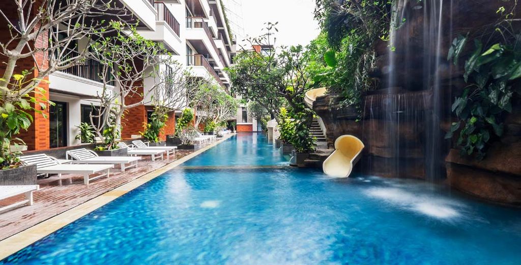 Concorde Hotel Singapore 4* + Jambuluwuk Seminyak 4*