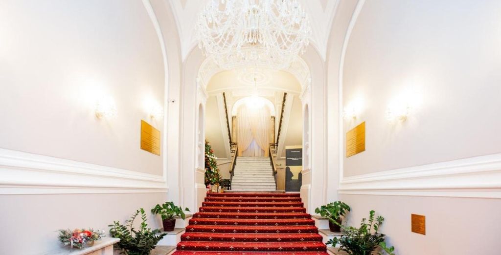 Grand Hotel Tchaikovsky  4*