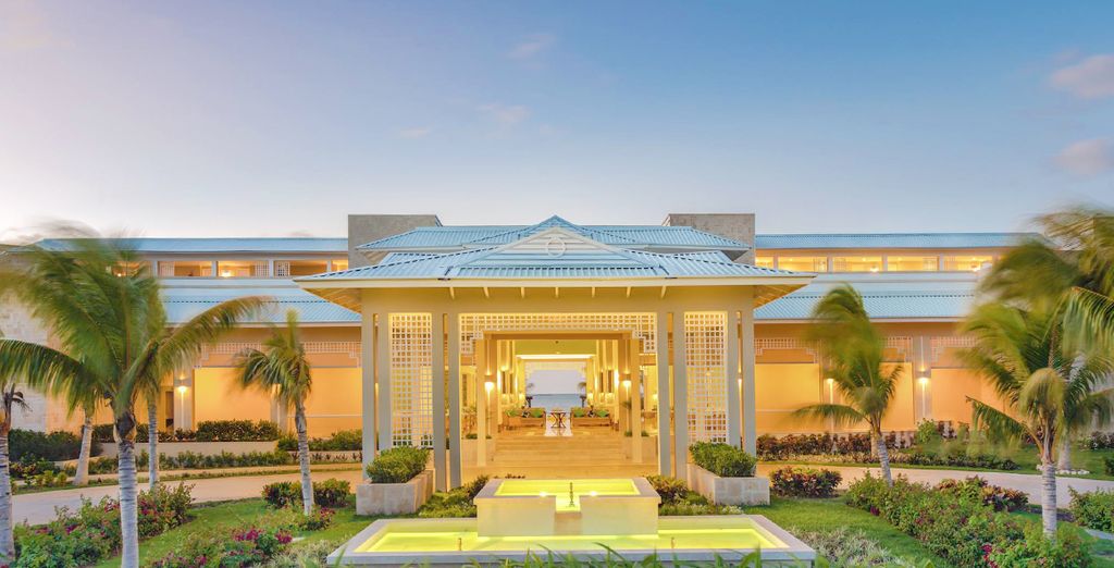 Iberostar Grand Hotel Packard L'Avana 5* + Hotel Angsana Cayo Santa Maria 5*