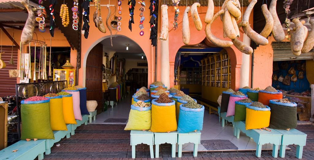 Tour del Marocco tra città imperiali e deserto