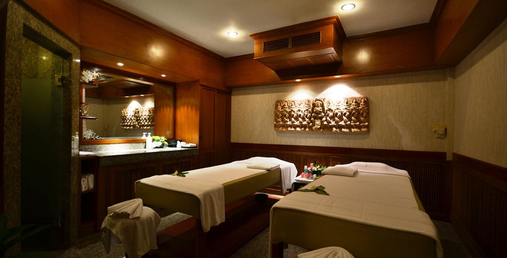 Hotel Mandarin by Centre Point 4* + Novotel Phuket Kamala Beach Hotel 4*