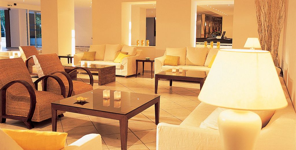 Grecotel Pella Beach 4*