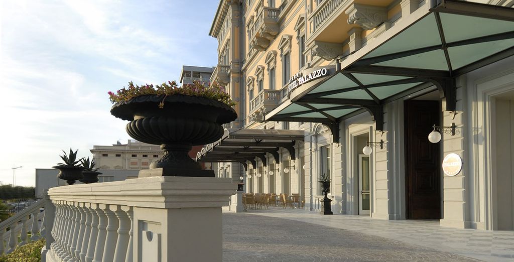 NH Livorno Grand Hotel Palazzo 5*