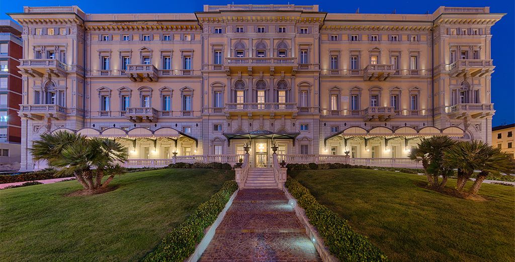 NH Livorno Grand Hotel Palazzo 5*