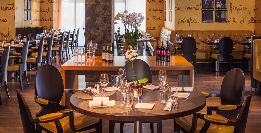 Hotel Mövenpick Paris Neuilly 4*