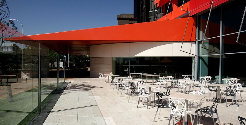 Hotel Silken Puerta América 5*
