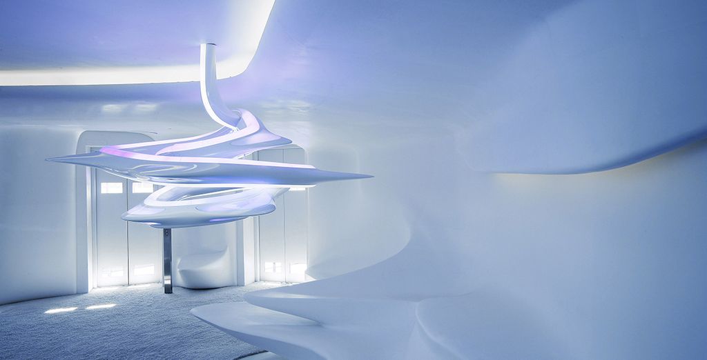 Hotel Silken Puerta América 5*