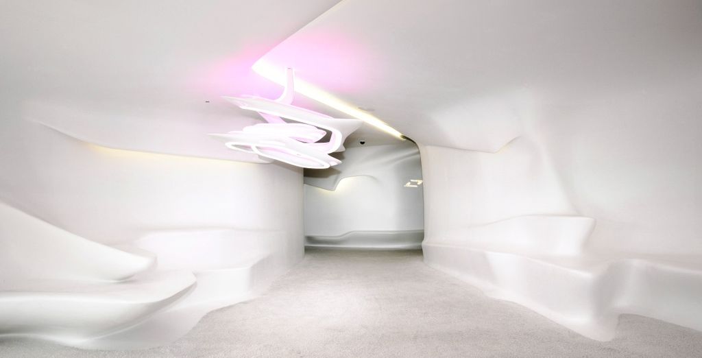 Hotel Silken Puerta América 5*
