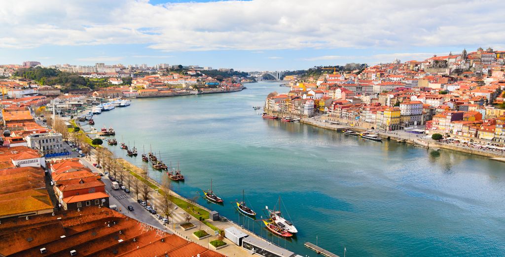 Holiday Inn Porto Gaia 4*