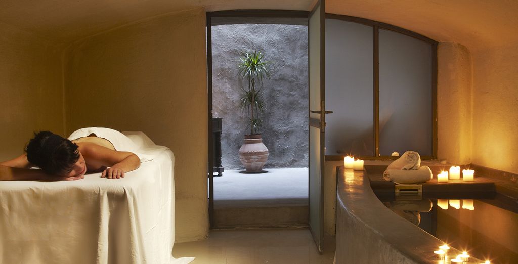 Zannos Melathron Hotel Santorini