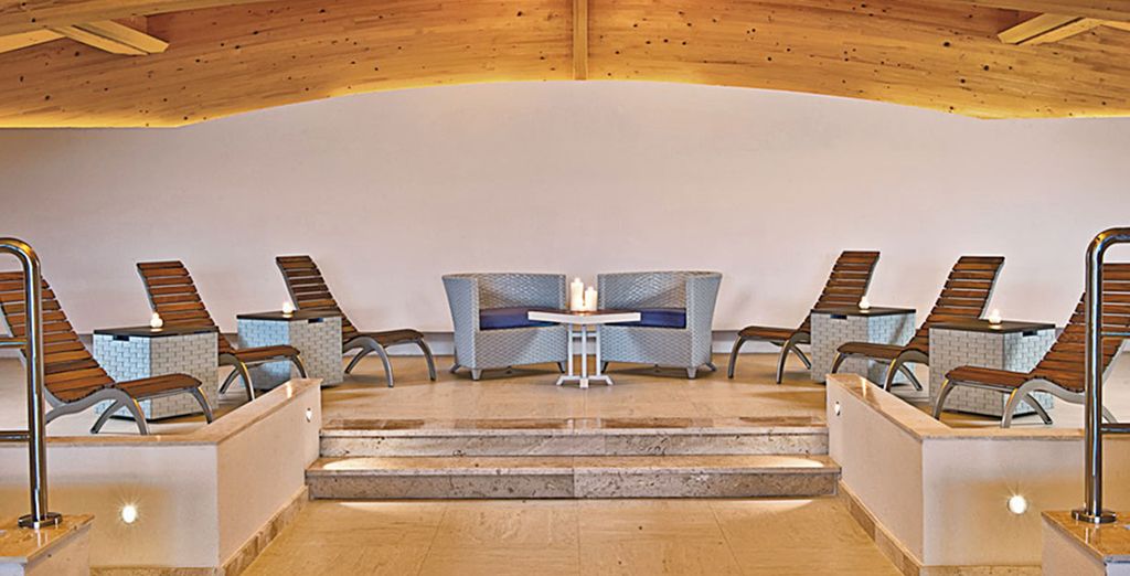 Grande Baia Resort & SPA 4*